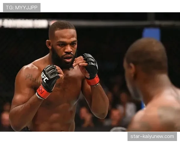 乔恩·琼斯训练完直接去提了辆布加迪，油门踩下去比对手倒地还快