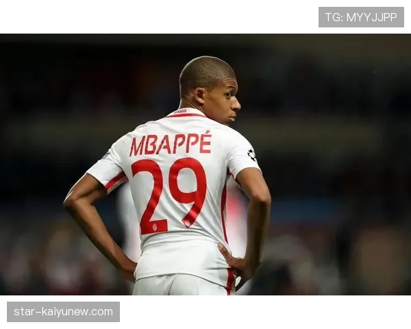 姆巴佩家冰箱里塞满能量饮料，训练完直接吨吨吨灌半瓶