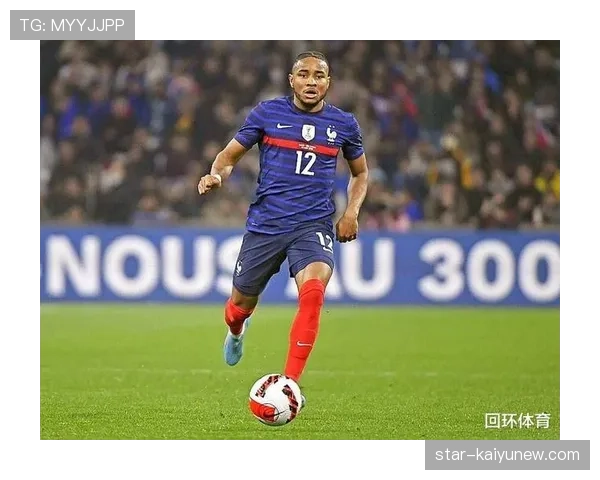 恩昆库在影锋与前腰角色间的战术切换机制解析